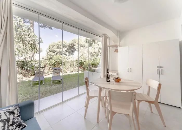 Estudio Glamuroso Cerca De La Playa En Mijas Costa مالقة